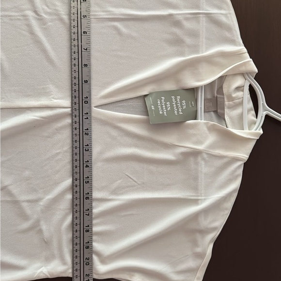 Women’s Blouse NWT - Picture 6 of 6